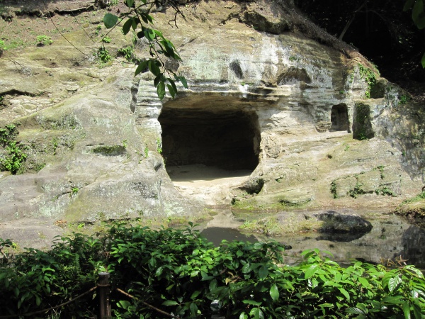 瑞泉寺の石庭