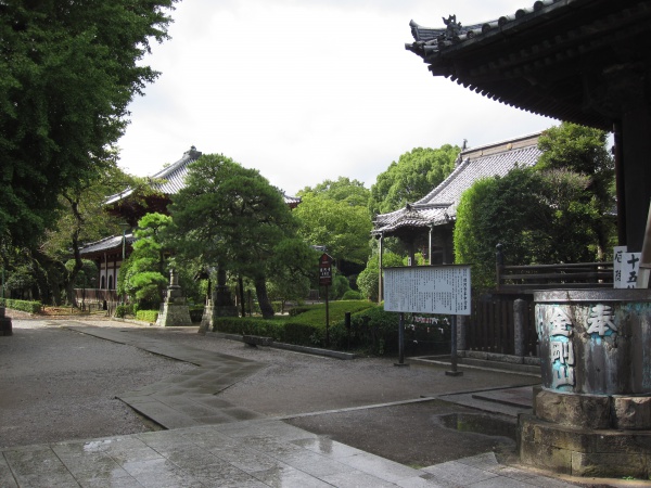 鑁阿寺境内風景