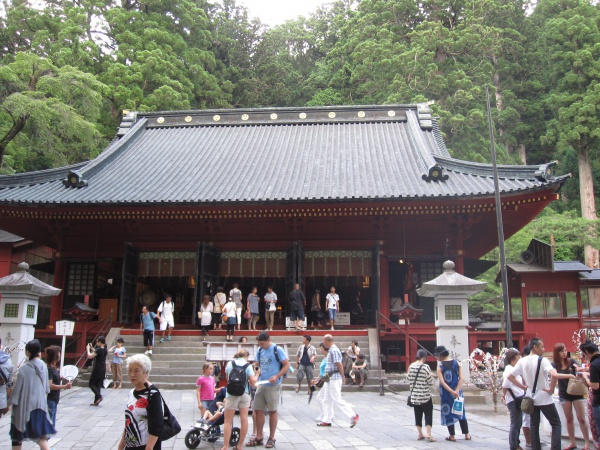 日光二荒山神社拝殿