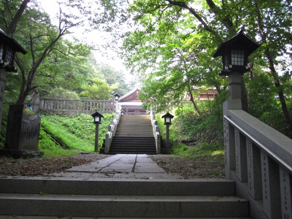 那須温泉神社参道