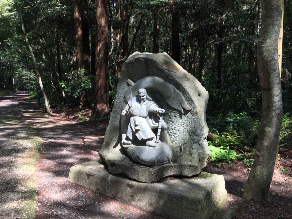 鹿島神宮の石像