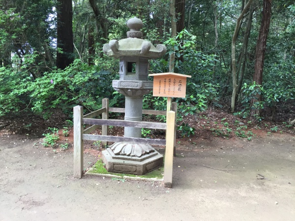 鹿島神宮の灯篭