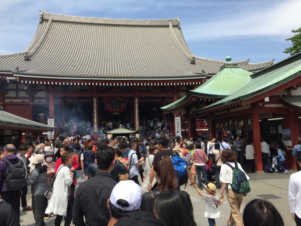 浅草寺の本堂