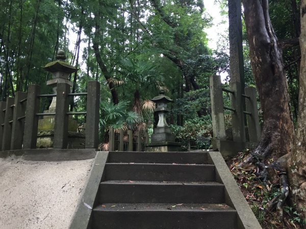 飯篠長威斉家直の墓