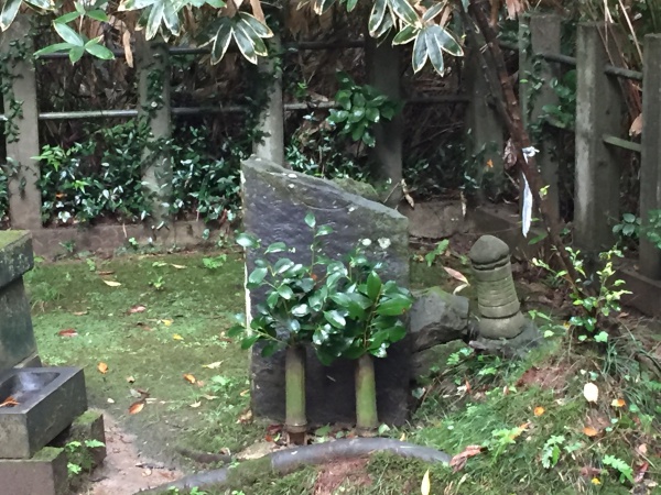 飯篠長威斉家直の墓