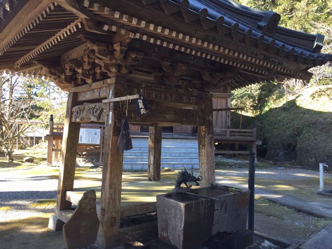 音羽山千手院清水寺の手水舎