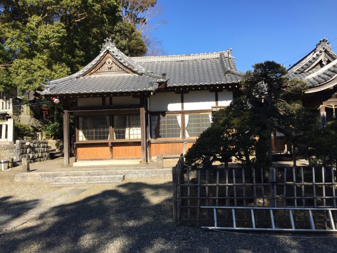 玉前神社の斎館