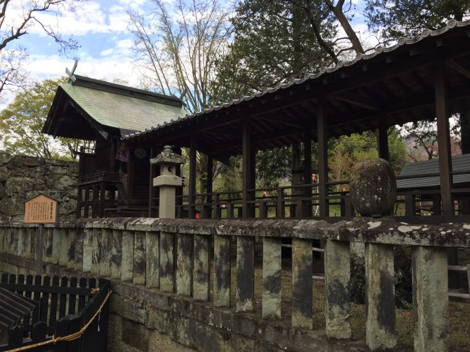 眞田神社の本殿